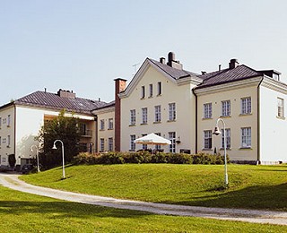 Manor Hotel